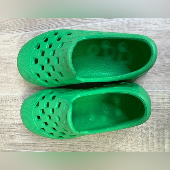 Vans Toddler Green Slip-On TRK Shoes Size 8 - Picture 4 of 9